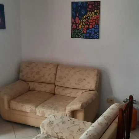 Dono דירה